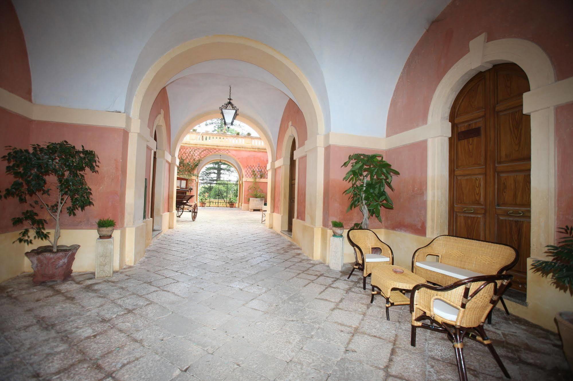 Palazzo Laura Bed & Breakfast Morciano di Leuca Eksteriør bilde
